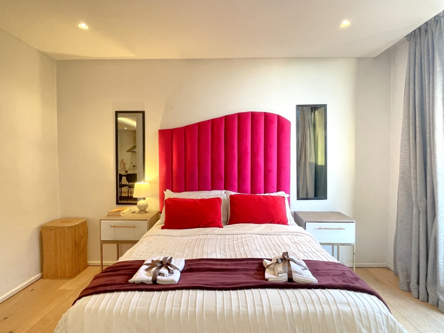 2 Bedroom Property for Sale in Woodstock Western Cape